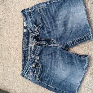 MissMe denim jeans shorts. Cutoff jean shorts. Size 29. J010425 skinny.